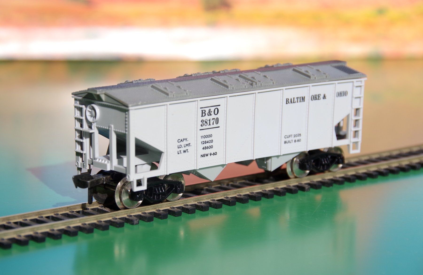 Fleischmann Modellini di ferrovie: Fleischmann H0 Covered Hopper Baltimore & Ohio Railroad/USA – Nuovo e nell'imballaggio originale da Frauenfeld venduto da Danielpwiedmer 3