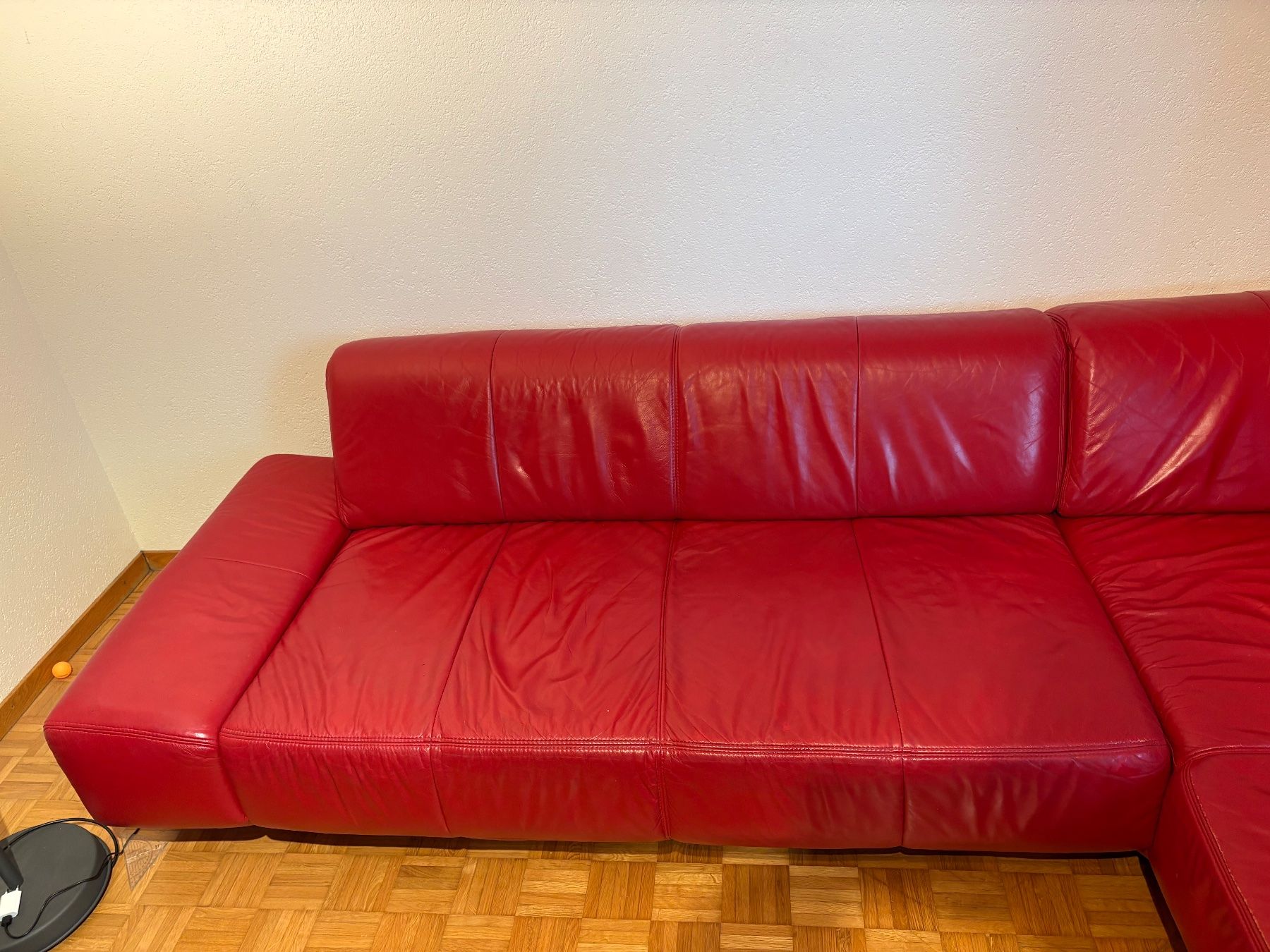 Pfister Divani: Ecksofa mit Hocker Rot Leder gebraucht – Usato da Schachen b. Herisau venduto da mari2005 1