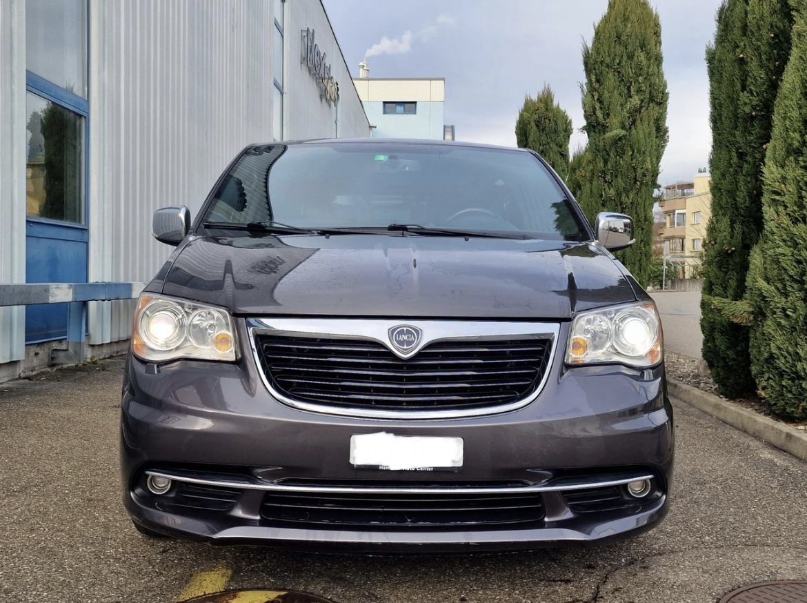 Lancia Autos: Lancia Voyager – Defekt aus Romanshorn von Happy24