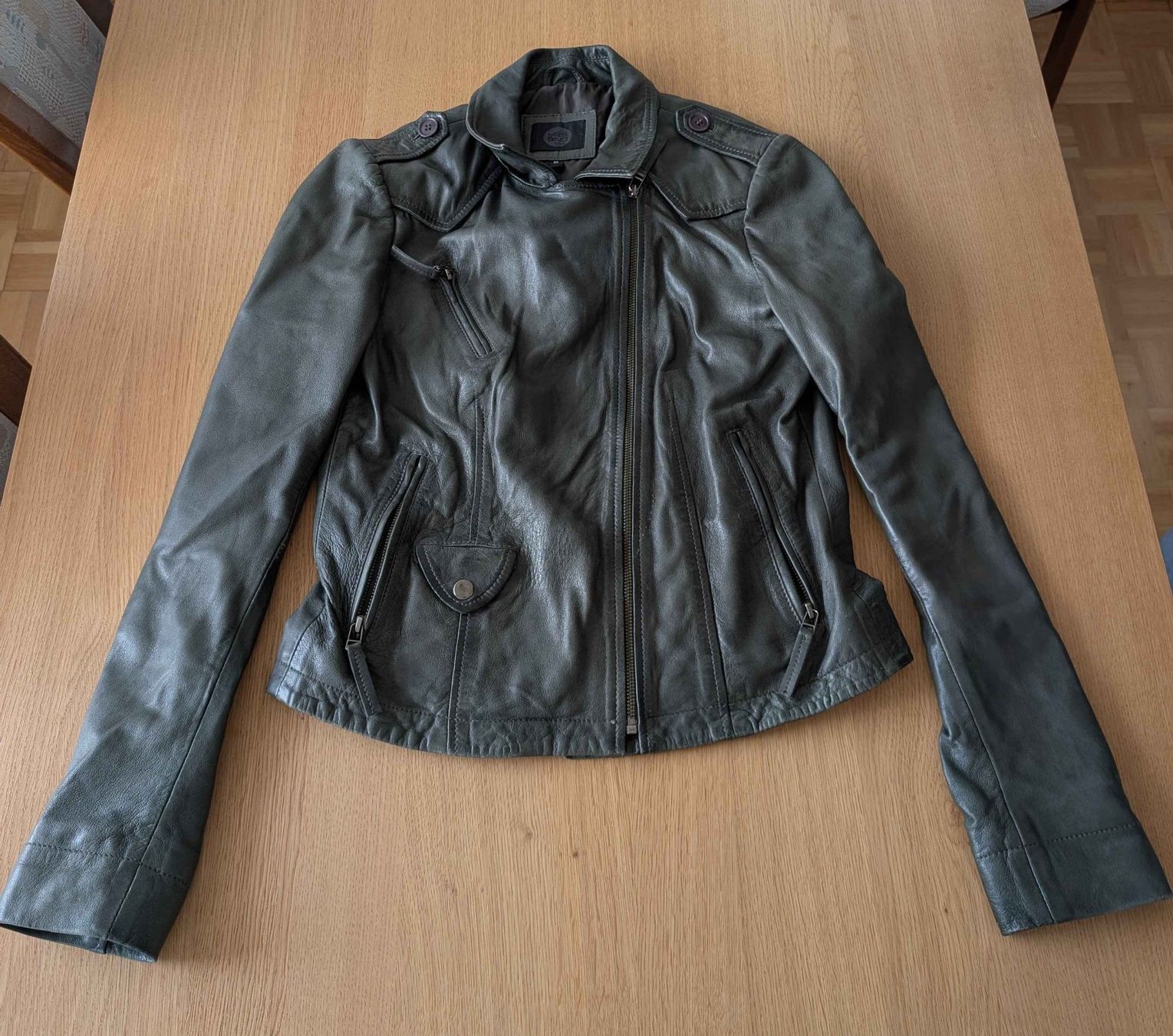 Yes Or No Giacche: Lederjacke – Usato da Zug venduto da WickiPanda