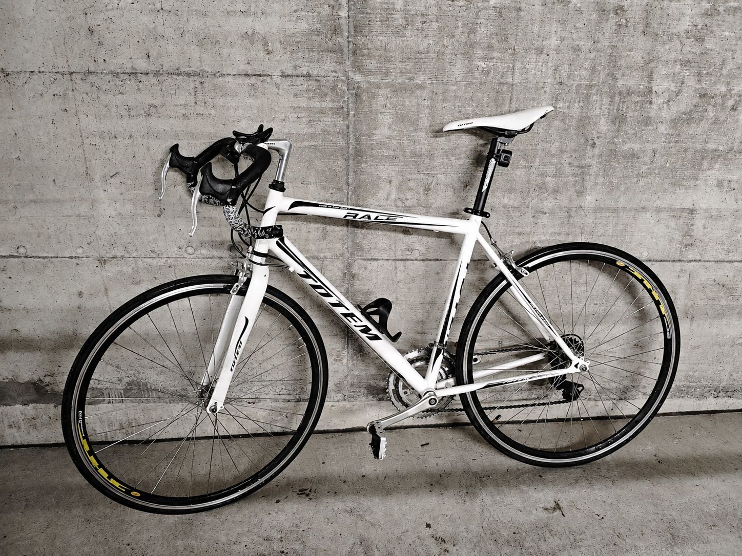 Totem Vélos: Rennvelo Totem 2015 – D'occasion à Thun par Marc.jobs
