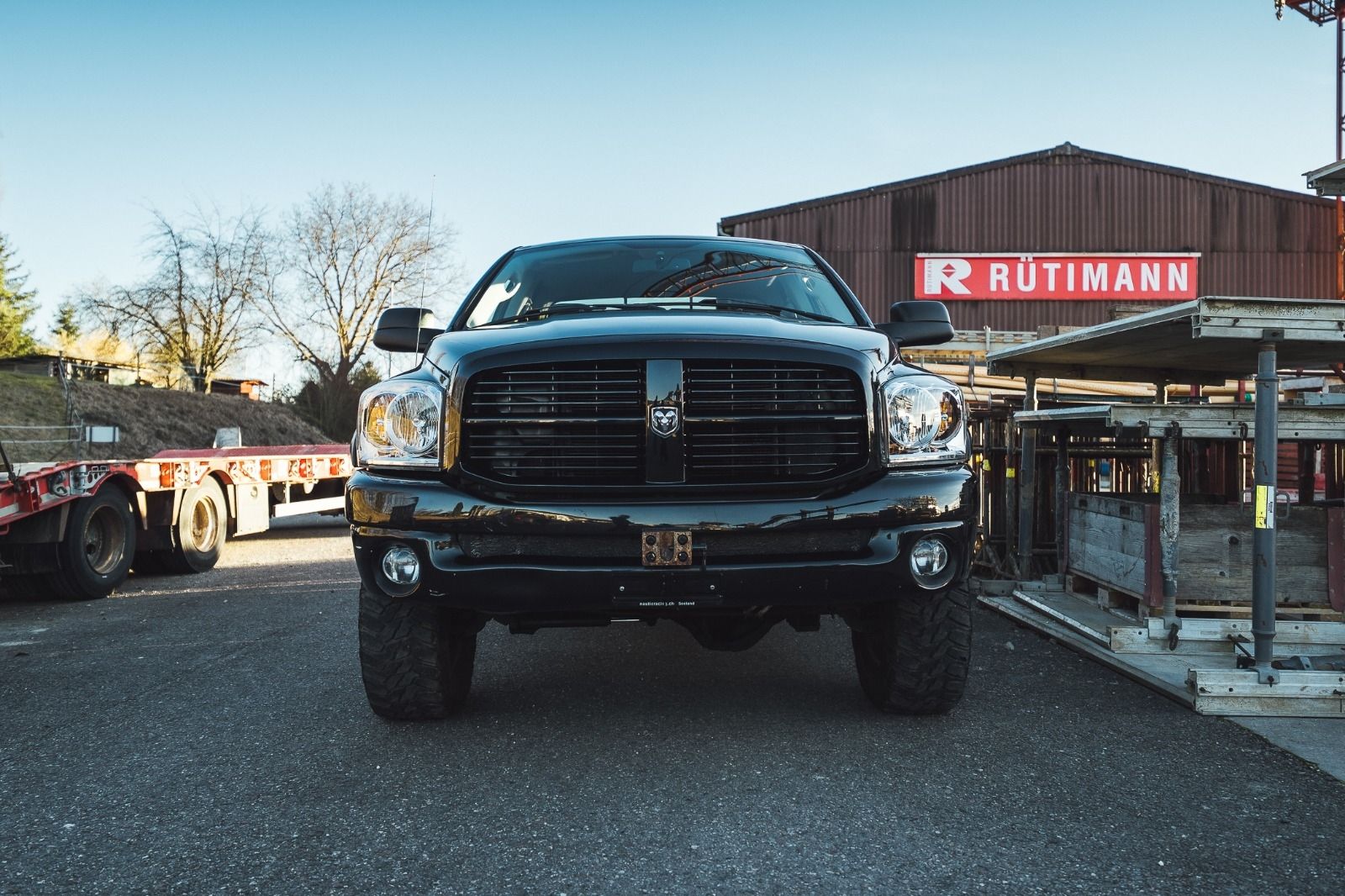 Dodge Automobili: DODGE RAM 2500 / 6.7 L / 10 T AHK / EINTAUSCH MÖGLICH – Usato da Diessenhofen venduto da Chlutteri 2
