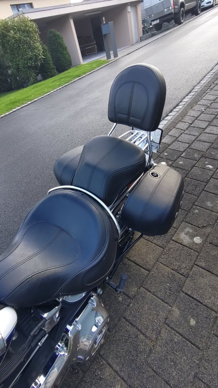 Harley-Davidson Touring: Harley Davidson Softtail Deluxe – Usato da Bischofszell venduto da bagi12 3