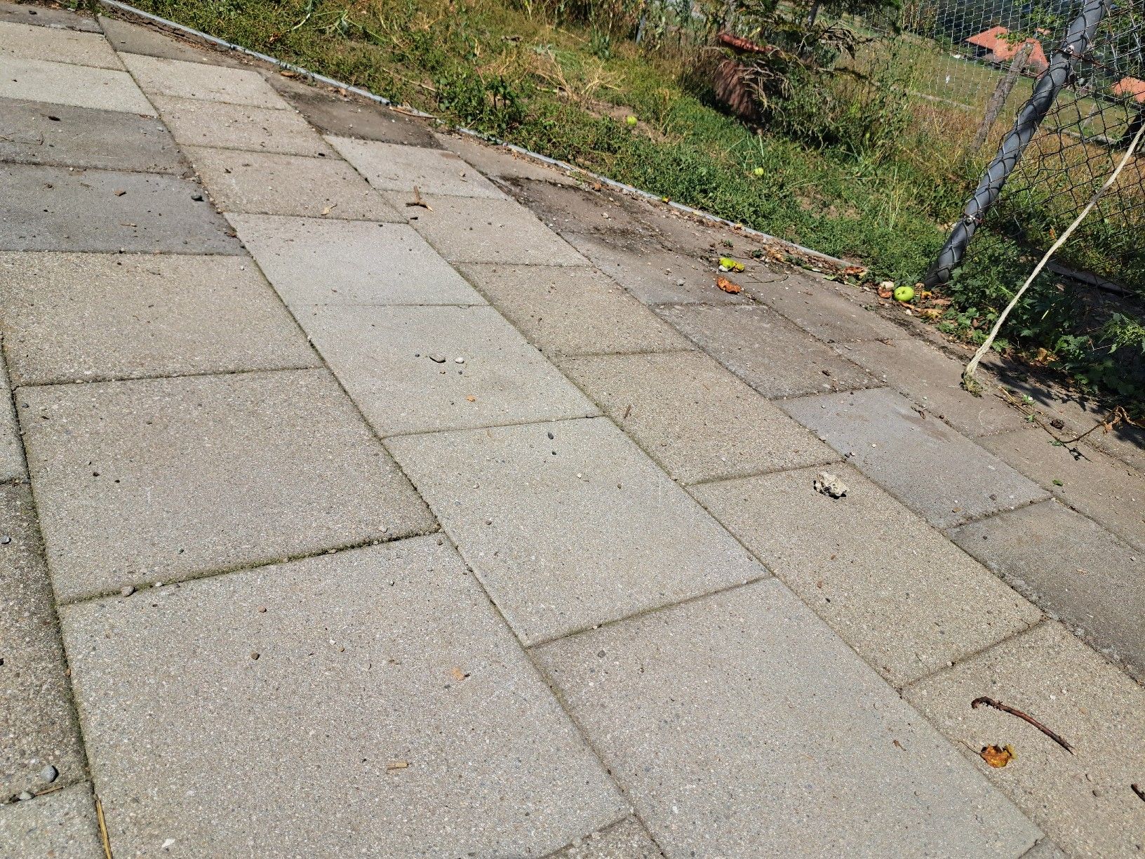 Plateaux: Gartenplatten 40cm x 40cm – D'occasion à Sumiswald par pult