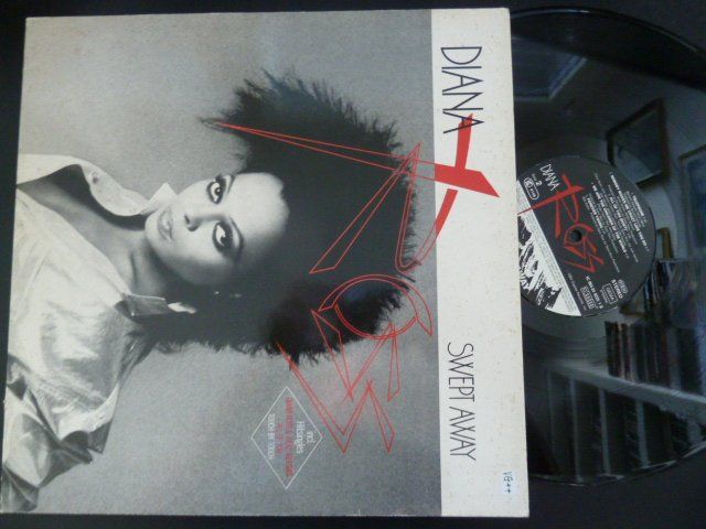 Dischi in vinile: Diana Ross - Swept away  (VG++) – Usato da Au ZH venduto da sikoku