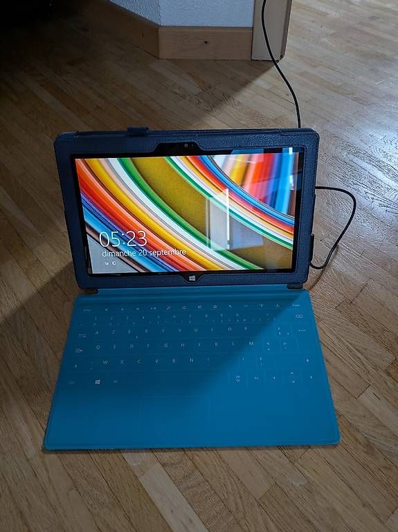 Tastaturen: Windows Surface + Clavier + Housse – Gebraucht aus Granges (Veveyse) von FlorianDe 2