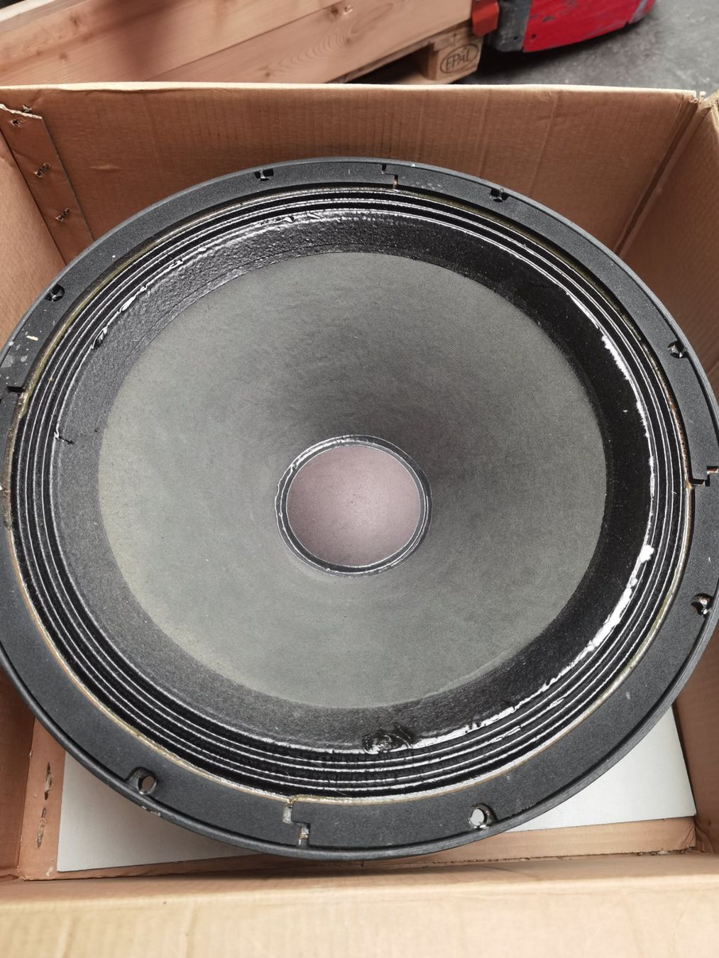 M-Audio Casse acustiche: Martin Audi 18" Treiber – Usato da Aesch LU venduto da Cubic 1