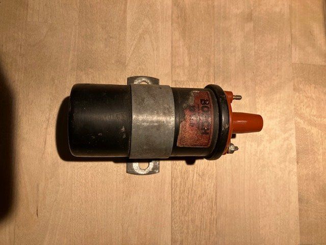 Bosch Tutti pezzi di ricambio auto: Zündspule 12 Volt – Usato da Dürnten venduto da Mlaverda
