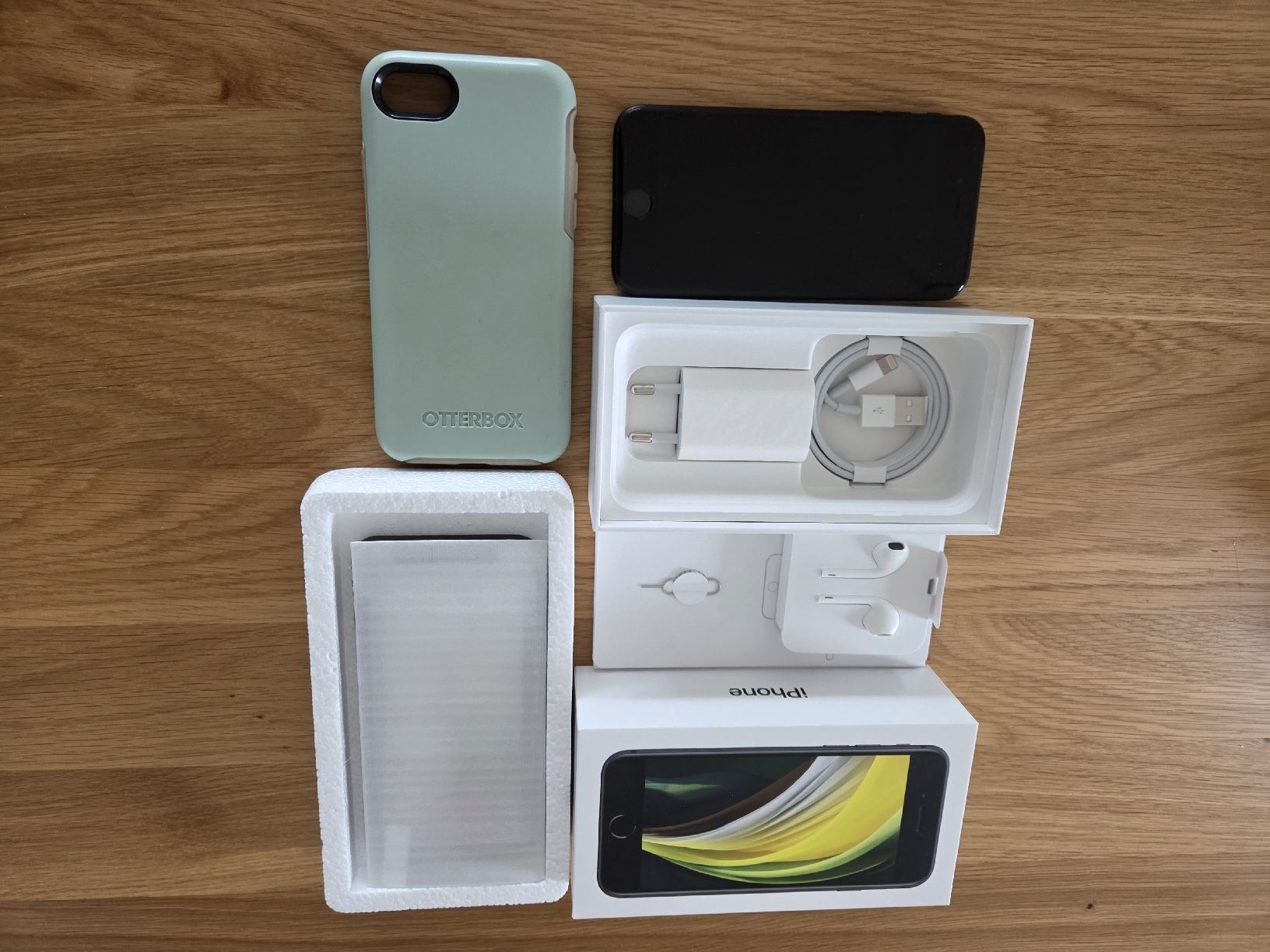 Apple Portables: iPhone SE 2020 128 GB  – D'occasion à Niederwangen BE par drizabone