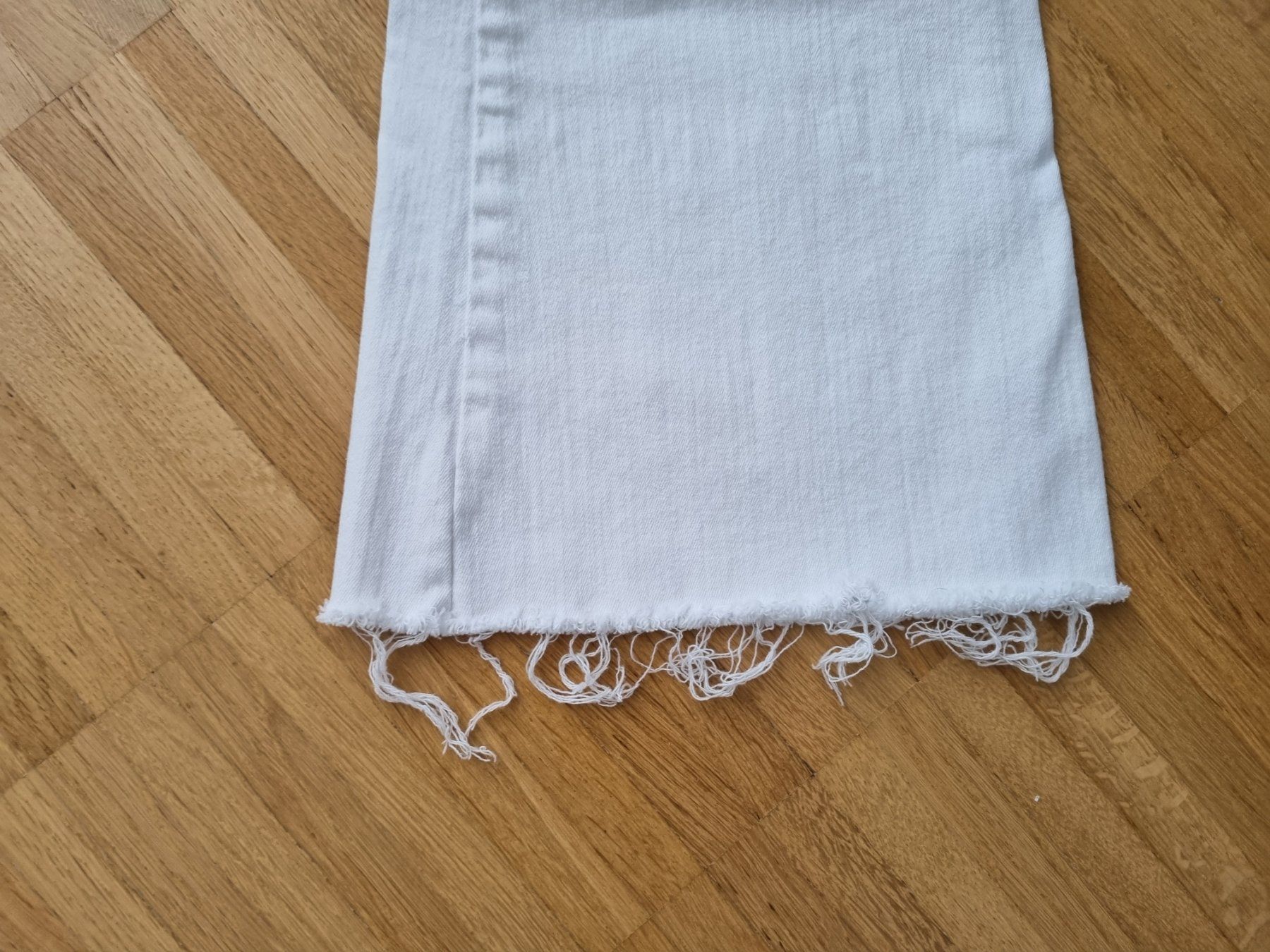 Jeans: Jeans weiss Gr. S/36 Schlaghose NEU – Neu und originalverpackt aus Zofingen von Felpa 3