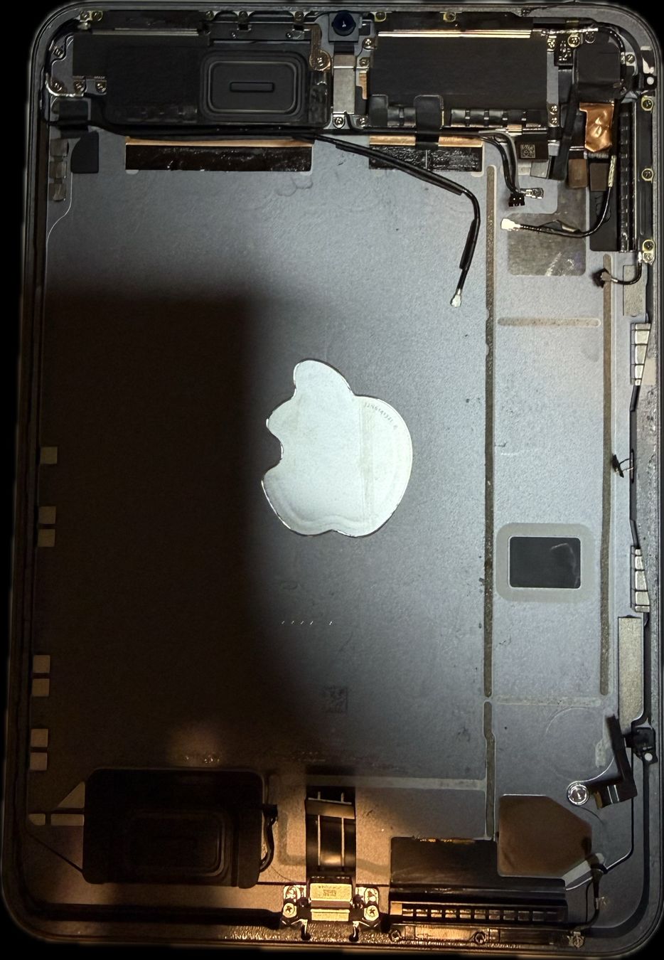 Apple Tablet PC: iPad mini 6 Original Gehäuse mit Kleinteilen – Gebraucht aus Bern von Vogonen 1
