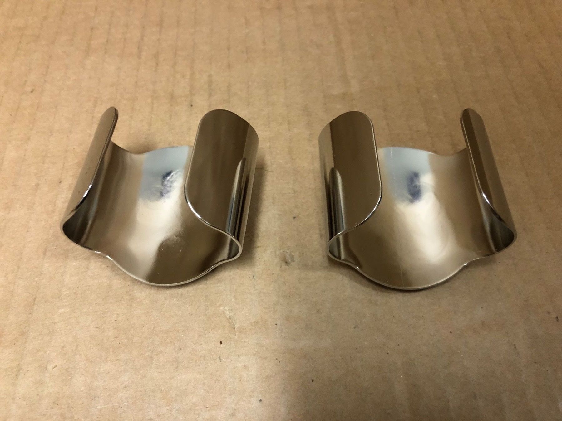Supporti a parete: Servietten Halter – Usato da Eschlikon TG venduto da 1.- 3