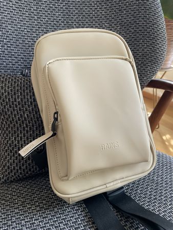 NEU!! RAINS Rucksack - Daypack Mini W3 - Farbe Sand / Beige