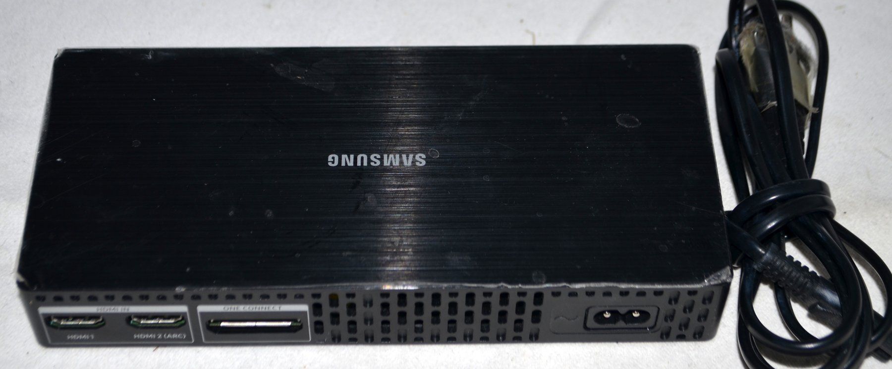 Samsung Televisori: Samsung One Connect Box Mini BN91-22043E – Usato da Collonges venduto da arashee