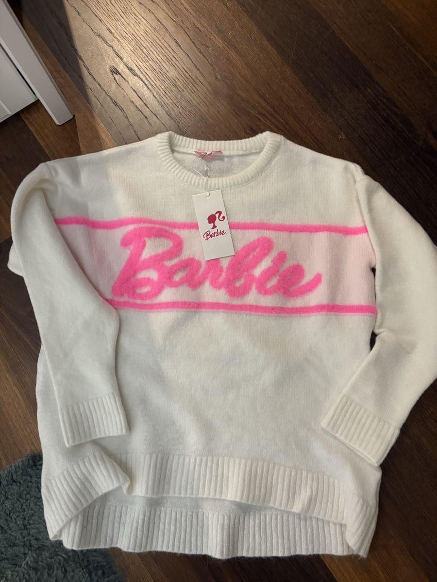 Maglioni & Felpe: Toller Barbie Pullover, neu mit Etikett, Grösse S! – Nuovo e nell'imballaggio originale da Wädenswil venduto da miss_kaykay 1