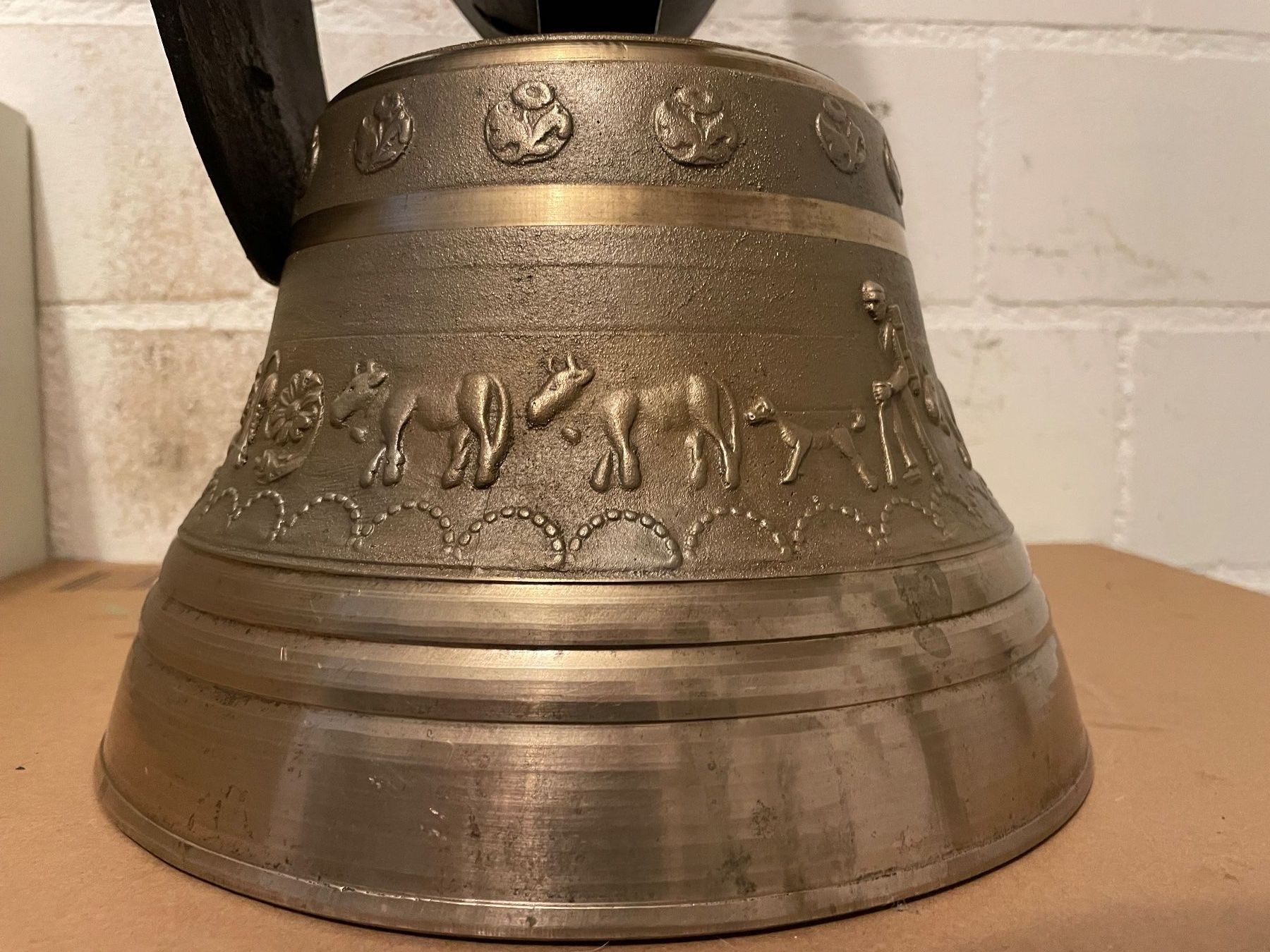 Campanacci mucche: Alte Gusset - Glocke ab 1.00 Fr. – Usato da Birrhard venduto da magisto52 3
