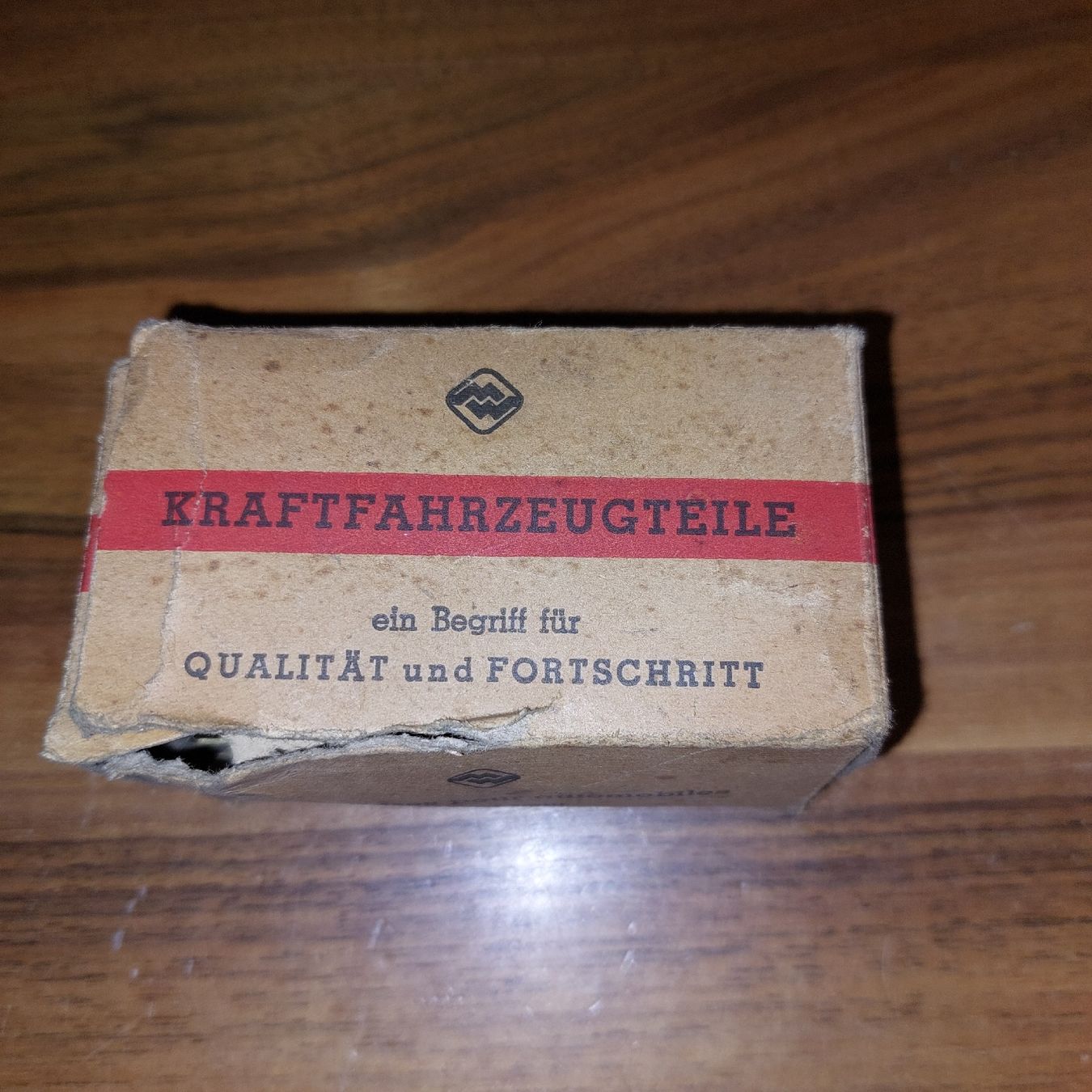 Tutti pezzi di ricambio auto: Merit Blinkgeber am Mercedes Oldtimer – Usato da Hermetschwil-Staff venduto da SCHRAUBSTARK 6
