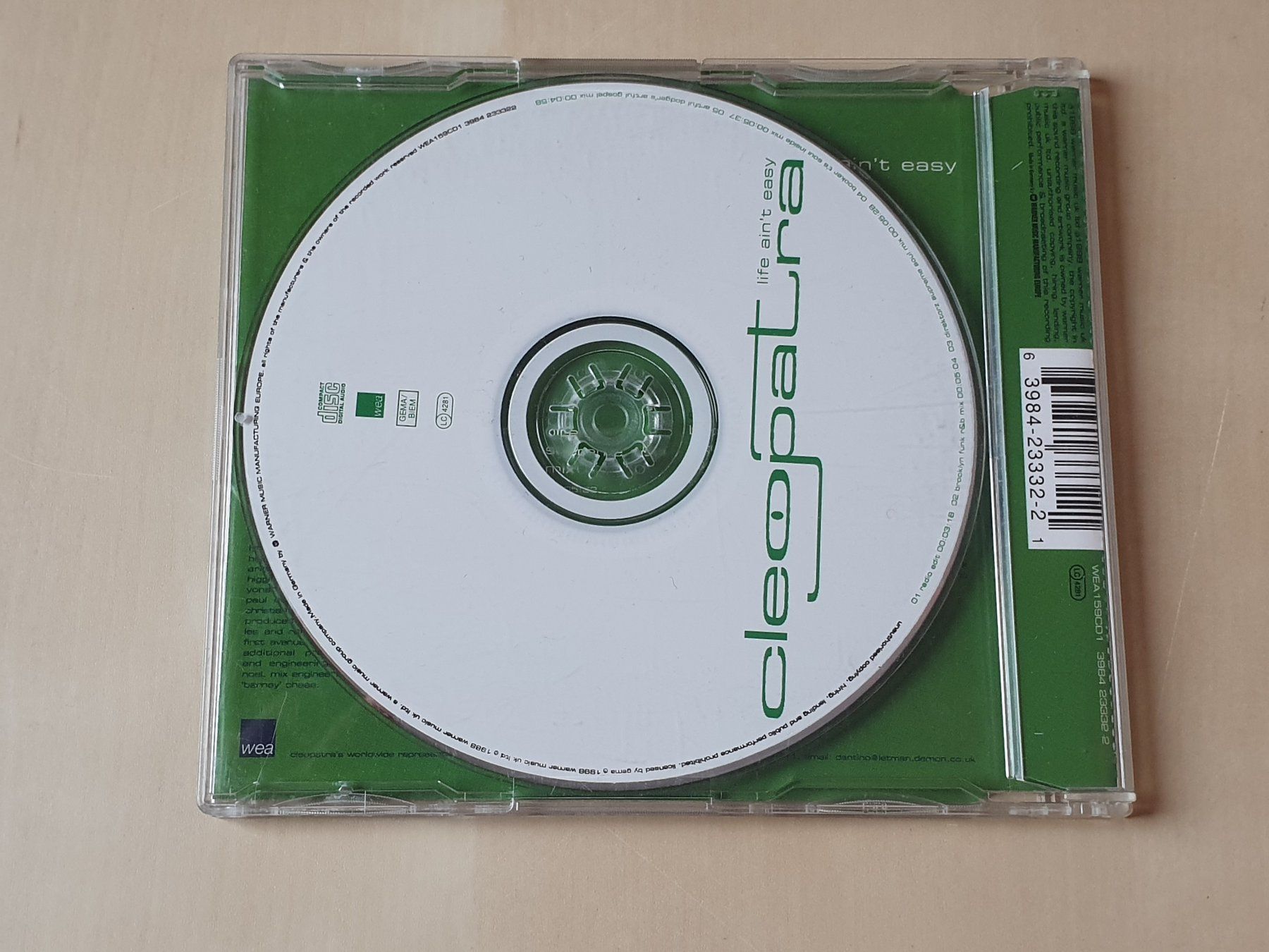 CDs: Cleopatra life is aint easy – Gebraucht aus Stansstad von collectorsshop 1