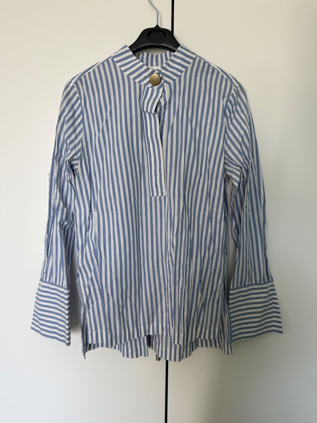 H&M Blusen: Spezielle Bluse mit Streifen, Grösse 40 – Gebraucht aus Olten von smashbox