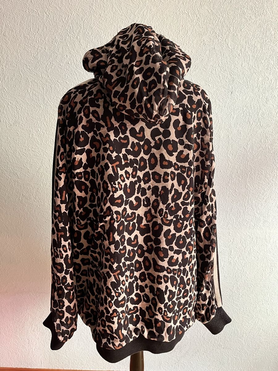 Giacche: Super Hoodie réversible xxl – Usato da Genève venduto da ct_fqr8 3
