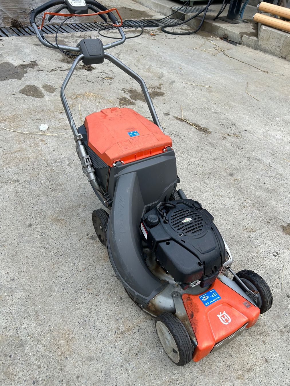 Husqvarna Tagliaerba: Rasenmäher Husqvarna – Usato da Trüllikon venduto da Agroott 2