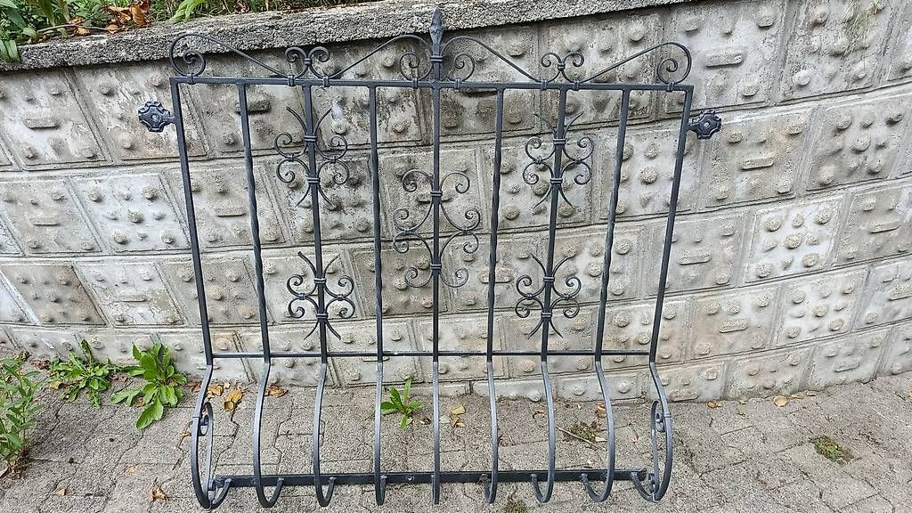 Griglie e Inferriate: Schmiedeisengitter – Usato da Suhr venduto da Amani2