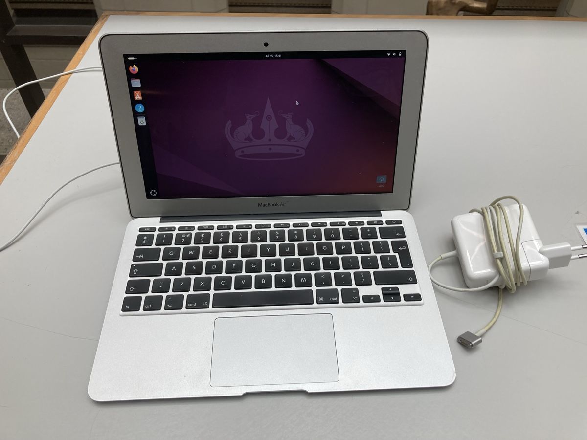 Apple Notebooks: Apple MacBook Air 11 Zoll – Gebraucht aus Flawil von rcnkr