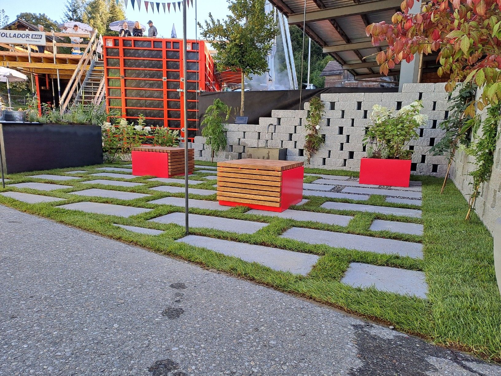 Rivestimenti per pavimenti: Gartenplatten, Gehwegplatten – Nuovo (secondo la descrizione) da Haslen venduto da U.H.15 2