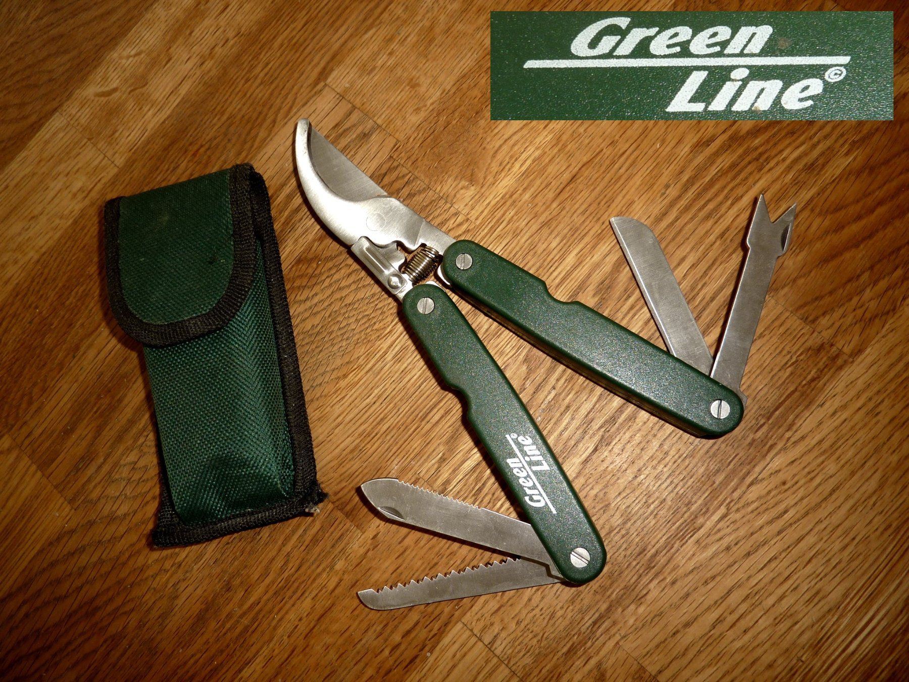 AC-DC Tutti gli attrezzi: Gartenschere Green Line mit Klingen mit Gürteltasche – Usato da Hochfelden venduto da swissice