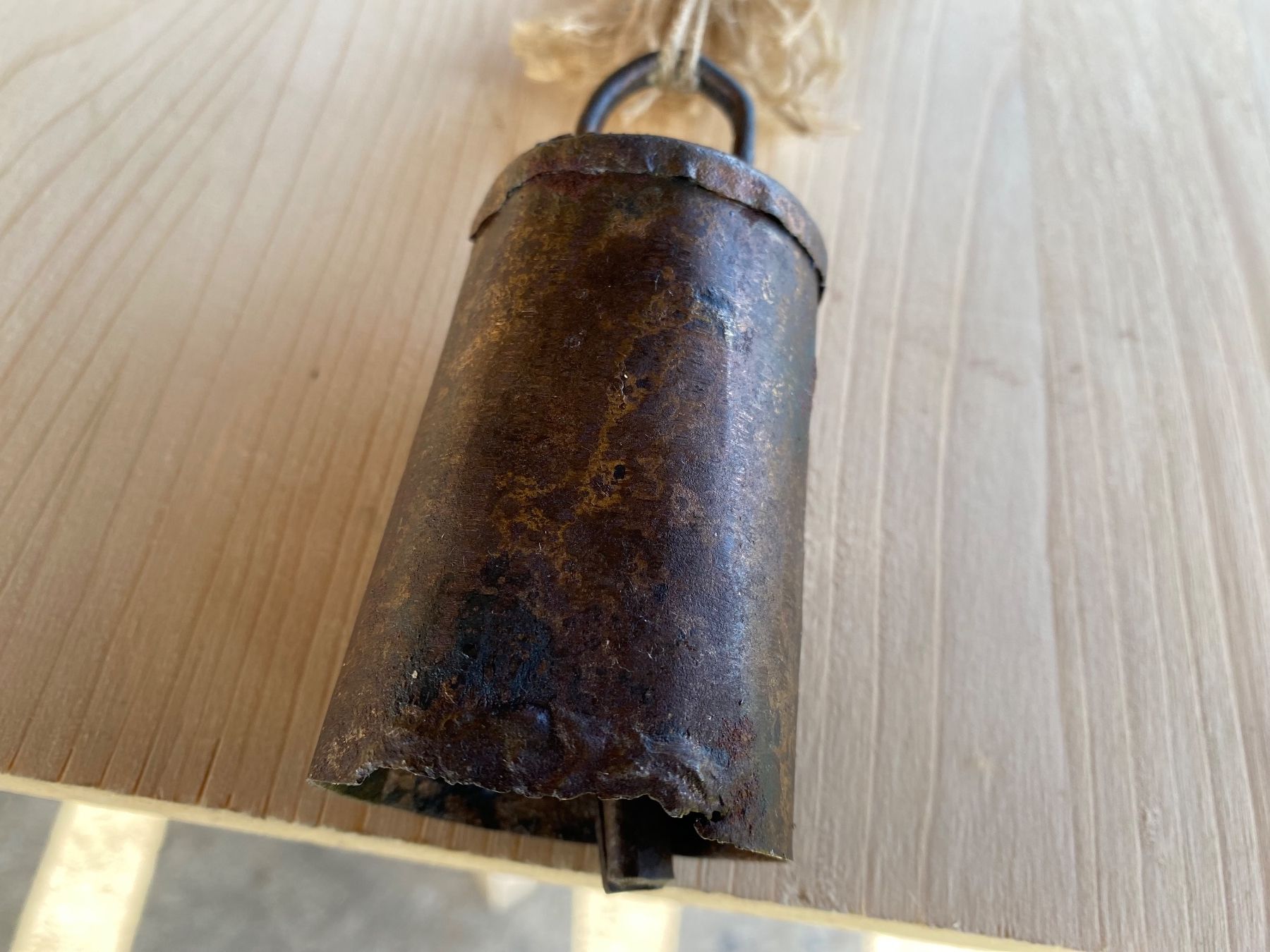 Glocken & Treicheln: schönes altes Makramee – Gebraucht aus Feldbach von Olive1 7
