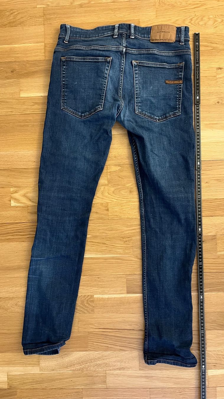 Jeans: Jeans von RVLT Revolution, Gr.  31/32 – Usato da Basel venduto da rah_r 1