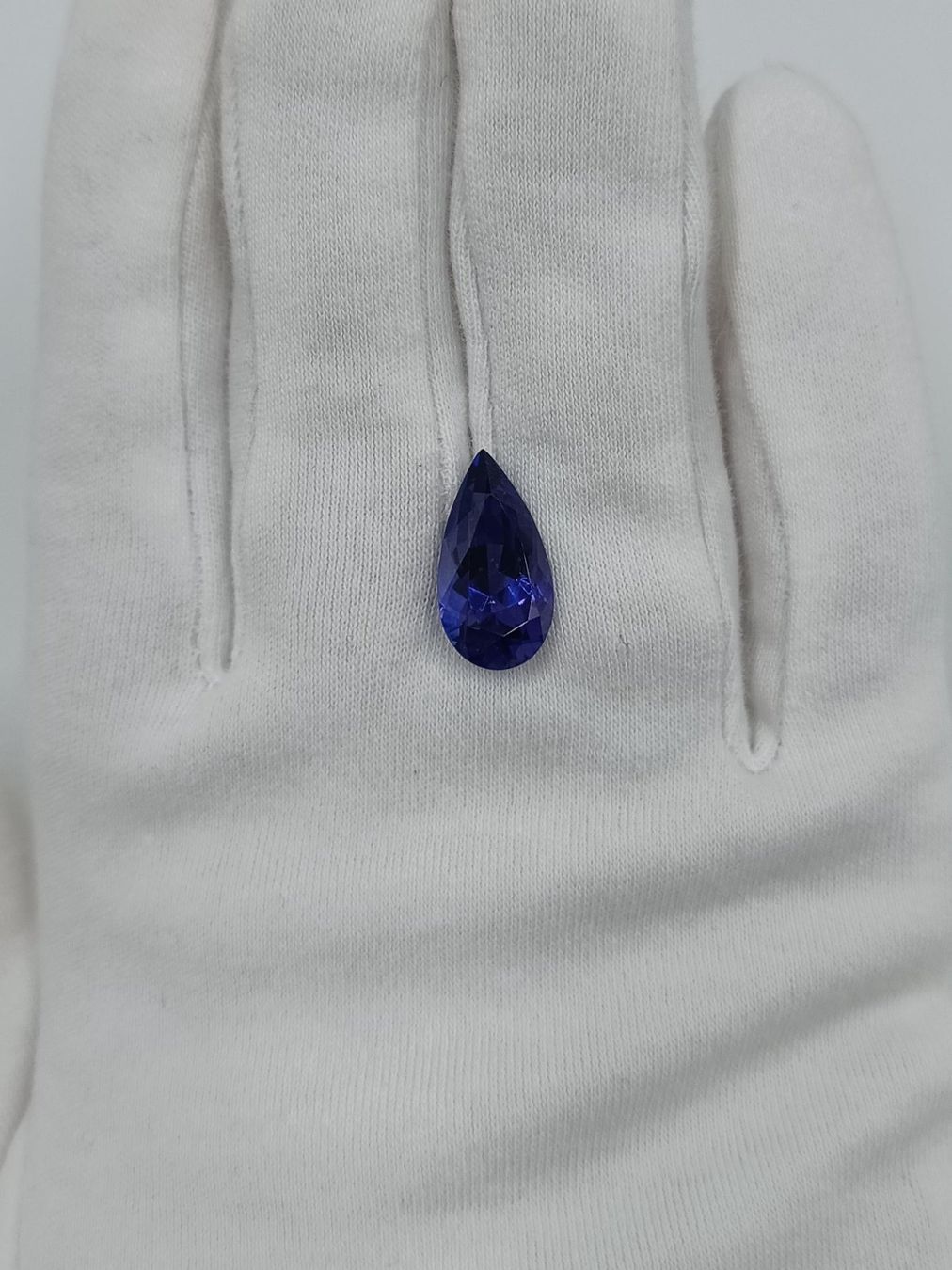 Pietre preziose: 1 LEUCHTENDER TANSANIT, 6.17 CT. – Usato da Luzern venduto da EdiGem 7