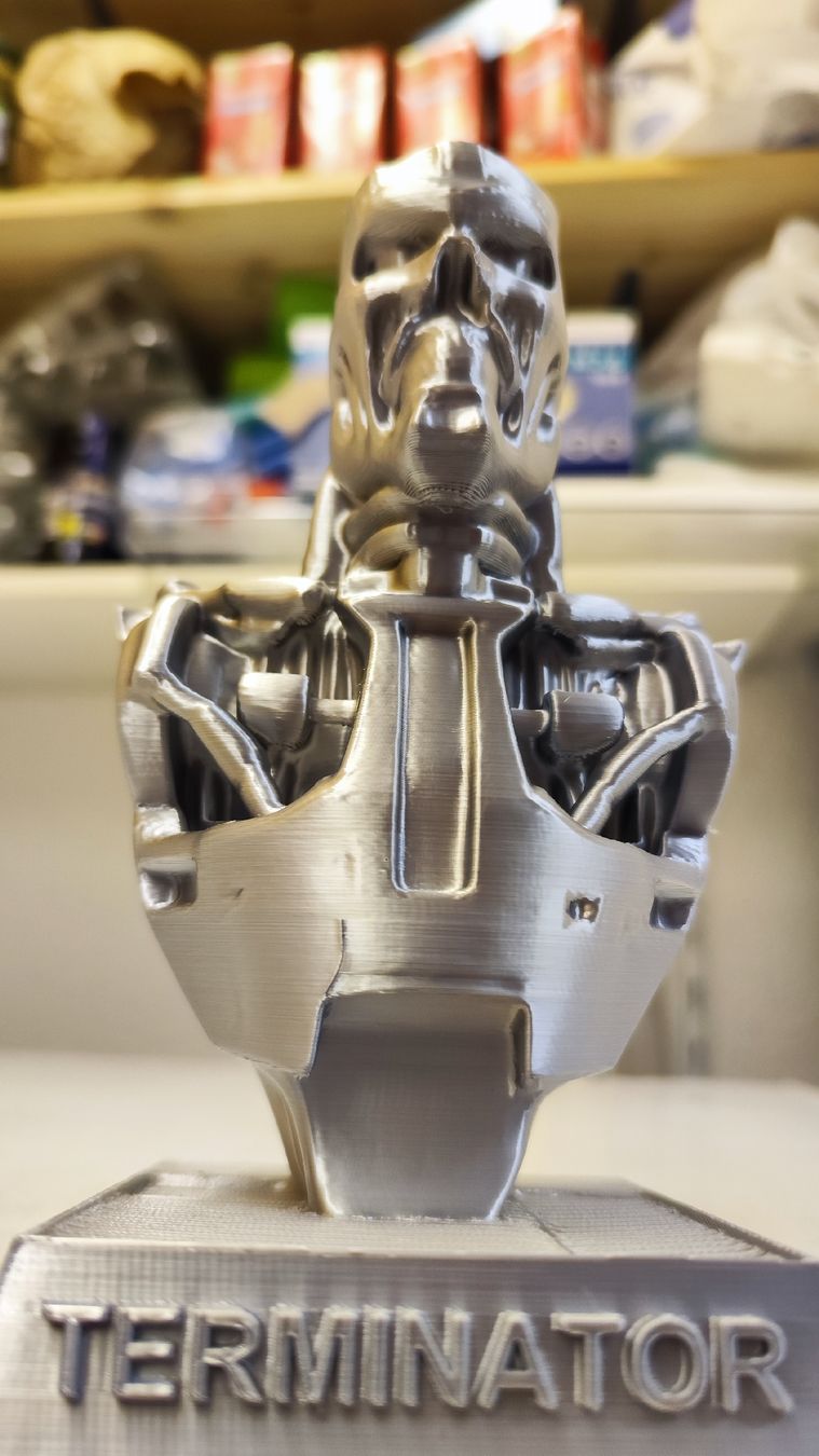 Statuette: Terminator T800 Büste ca 12cm x 21cm – Nuovo (secondo la descrizione) da Zürich venduto da turbopuz 3