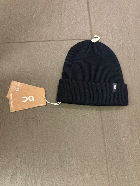 Copricapi, berretti & cappellini: On merino Beanie midnight – Nuovo e nell'imballaggio originale da Zumikon venduto da Ssi01