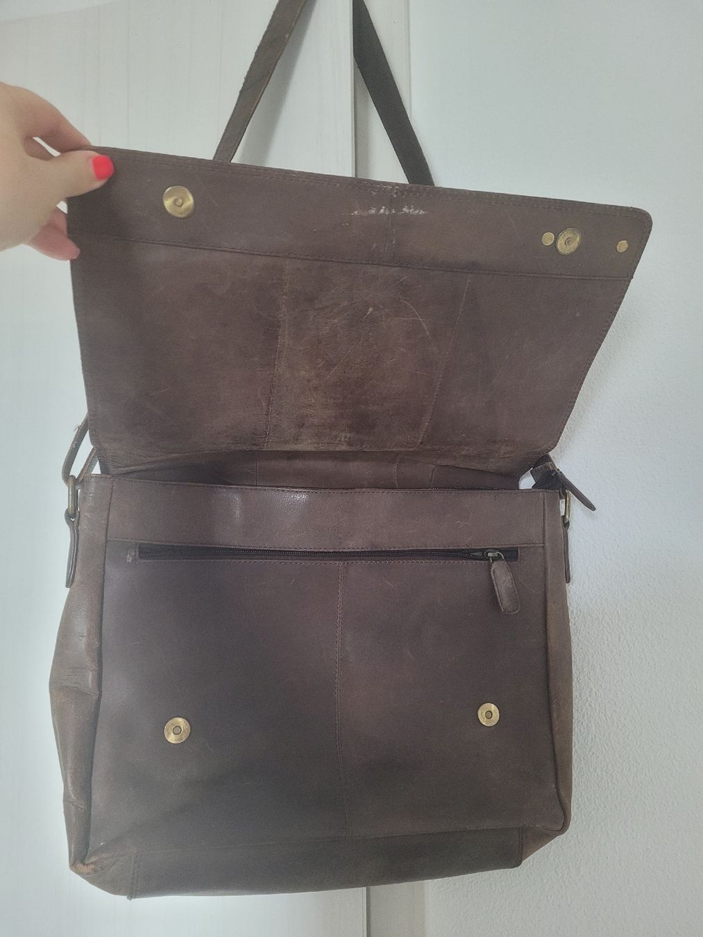 Borse: capiente borsa vintage in pelle – Usato da Giubiasco venduto da A.B00 1