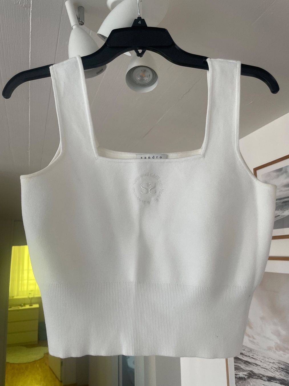 Sandro Tops: Tanktop cropped Top Sandro Grösse M – D'occasion à Zürich par mar_y97k
