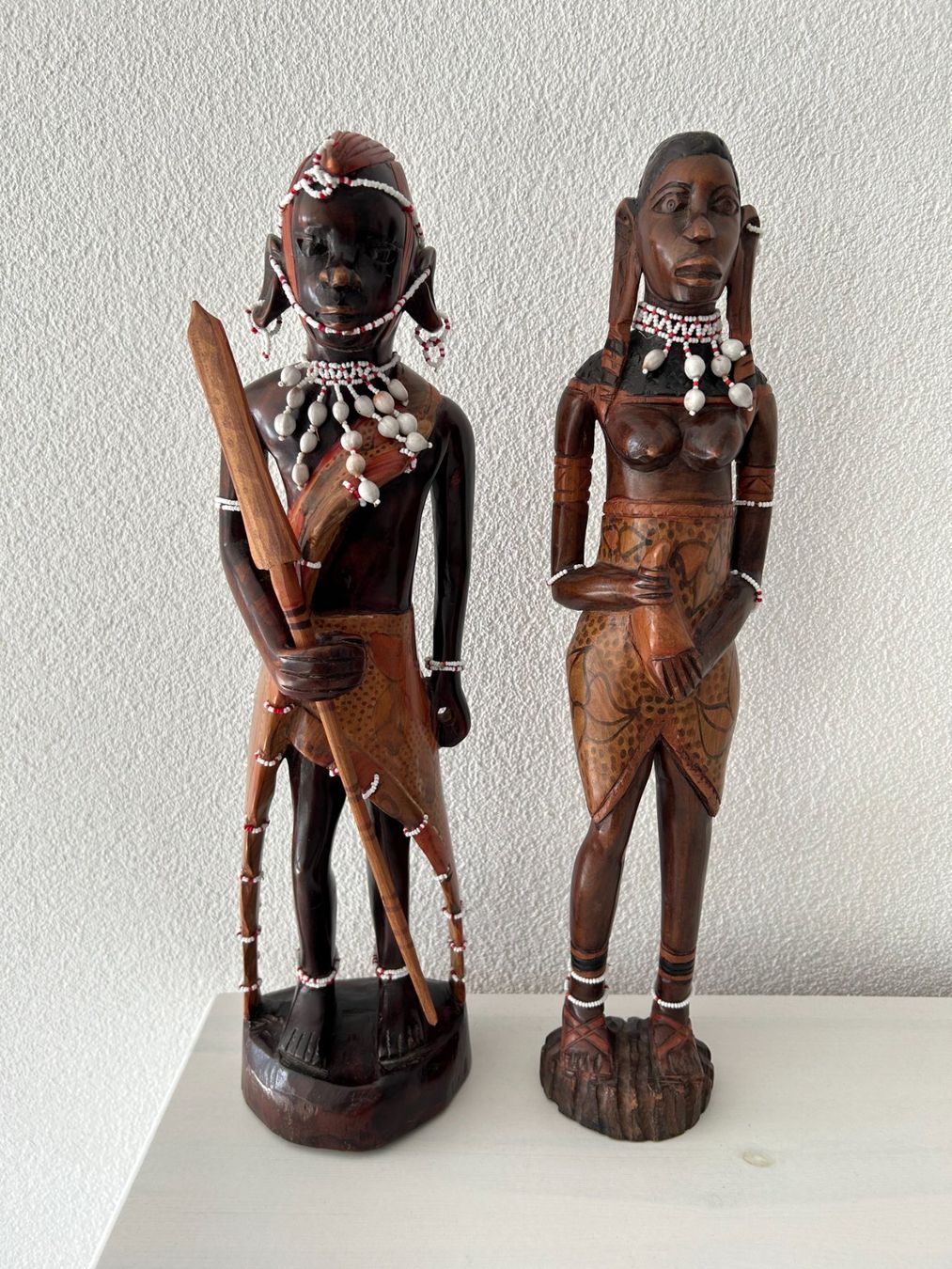 Statuette: Afrikanische Holzfiguren, Paar – Usato da Wängi venduto da Argon180