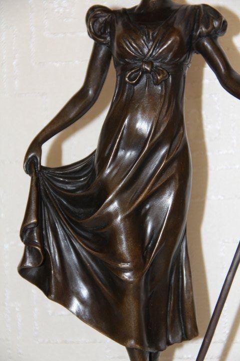 Skulpturen & Statuen: Sculpture en bronze sur socle marbre . – Gebraucht aus Praz (Vully) von pikuluka1 4