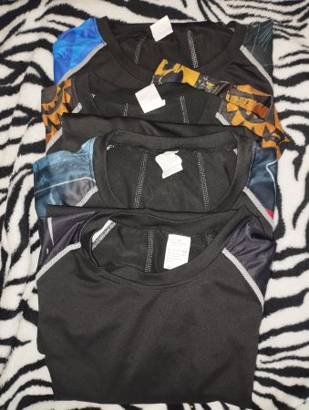 4x Tee-shirts Short Sleeve - Size Medium M