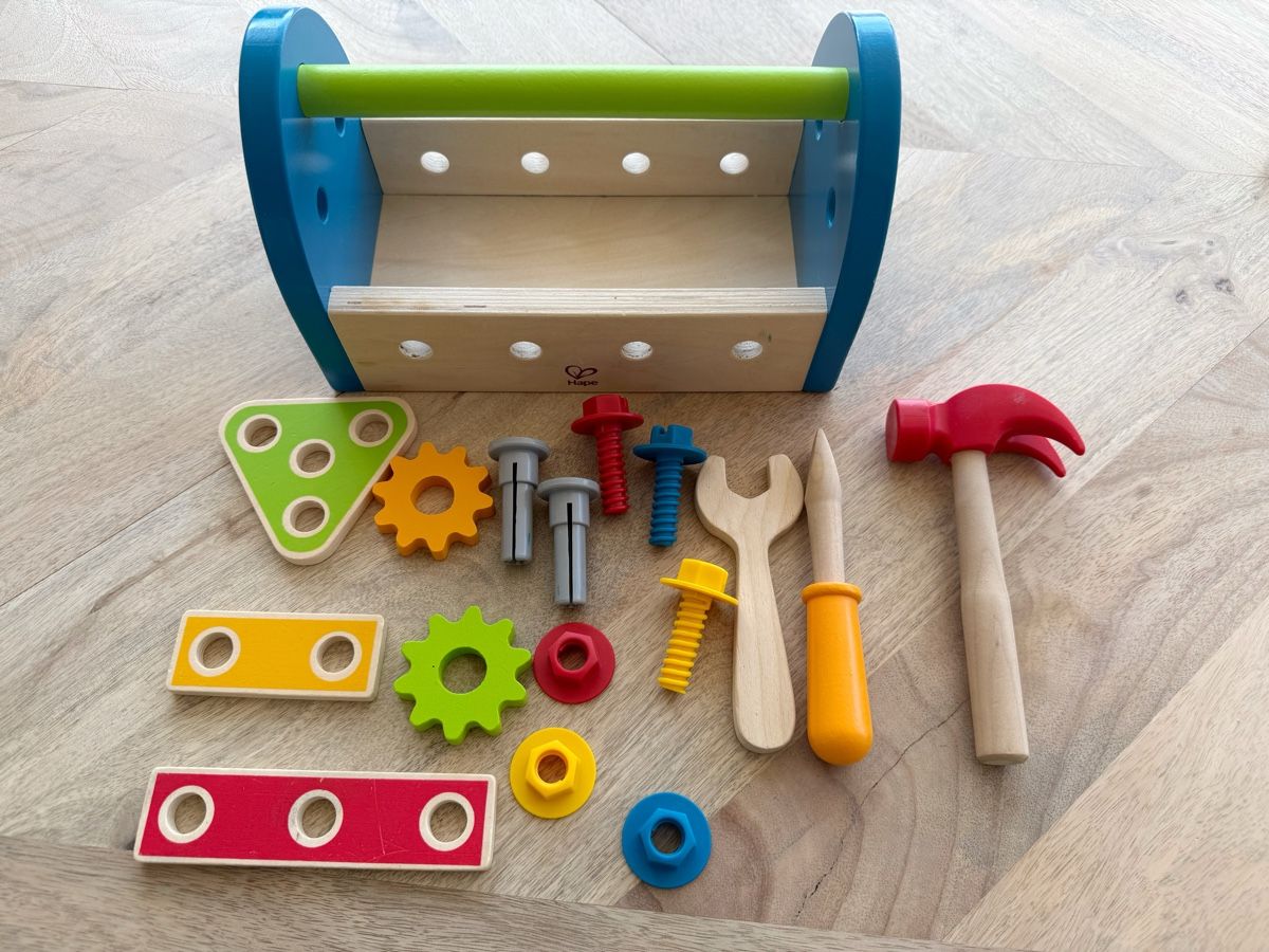 Hape Giocattoli: Hape Kinder Werkzeugkasten – Usato da Eggenwil venduto da Lissi82
