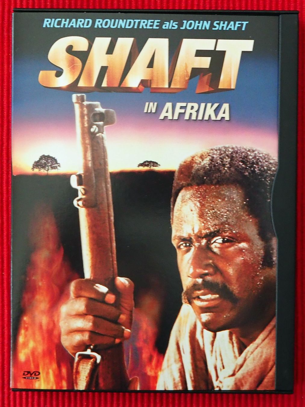 Tutti i DVDs: Shaft in Afrika / Richard Roundtree – Usato da Chur venduto da big_5zx8