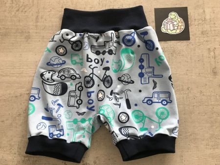 Kurze Pumphose Mitwachshose  Short Fahrzeuge  116/122 NEU