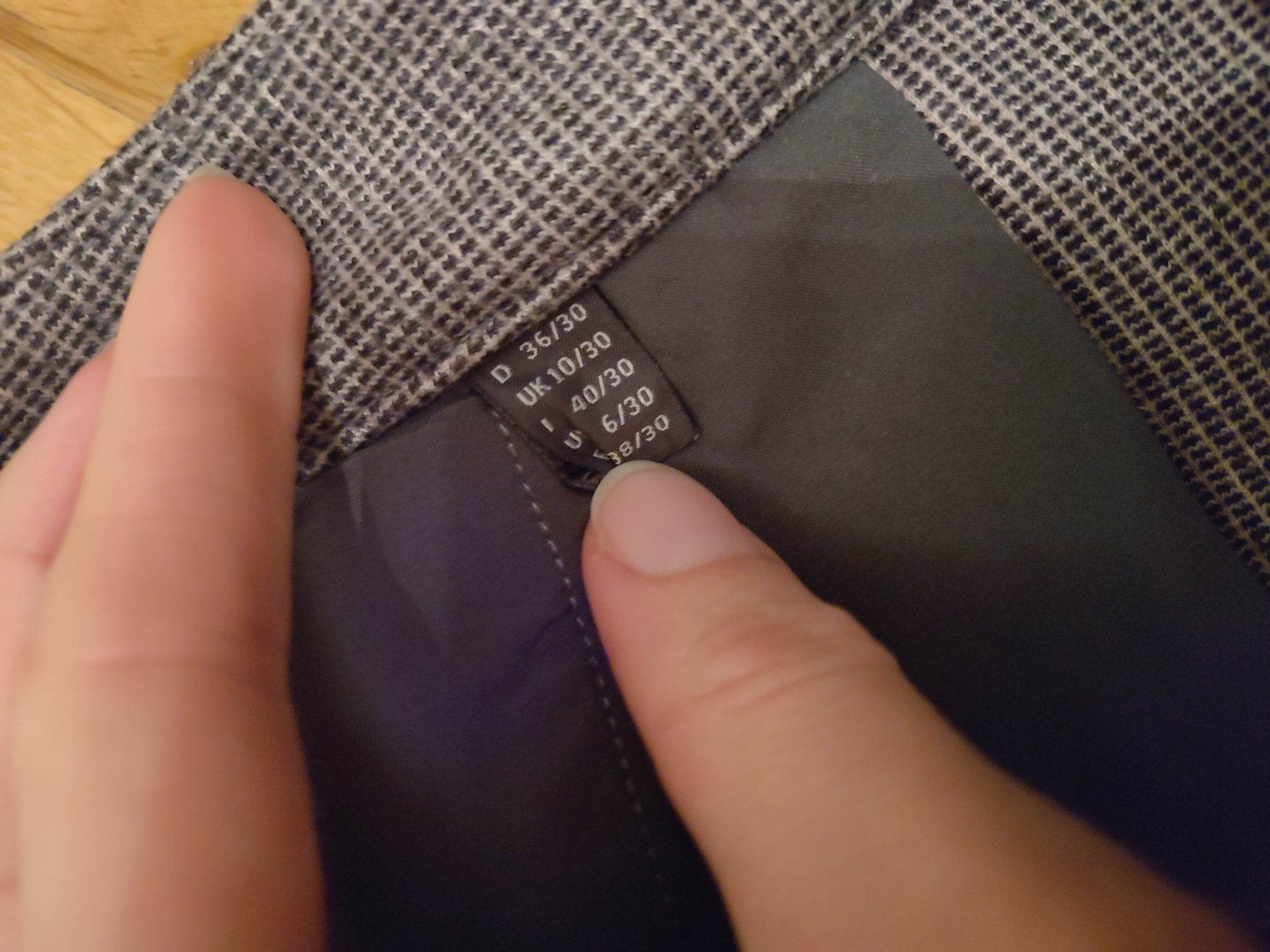 Esprit Hosen: Hose – Gebraucht aus Bern von Linii 2
