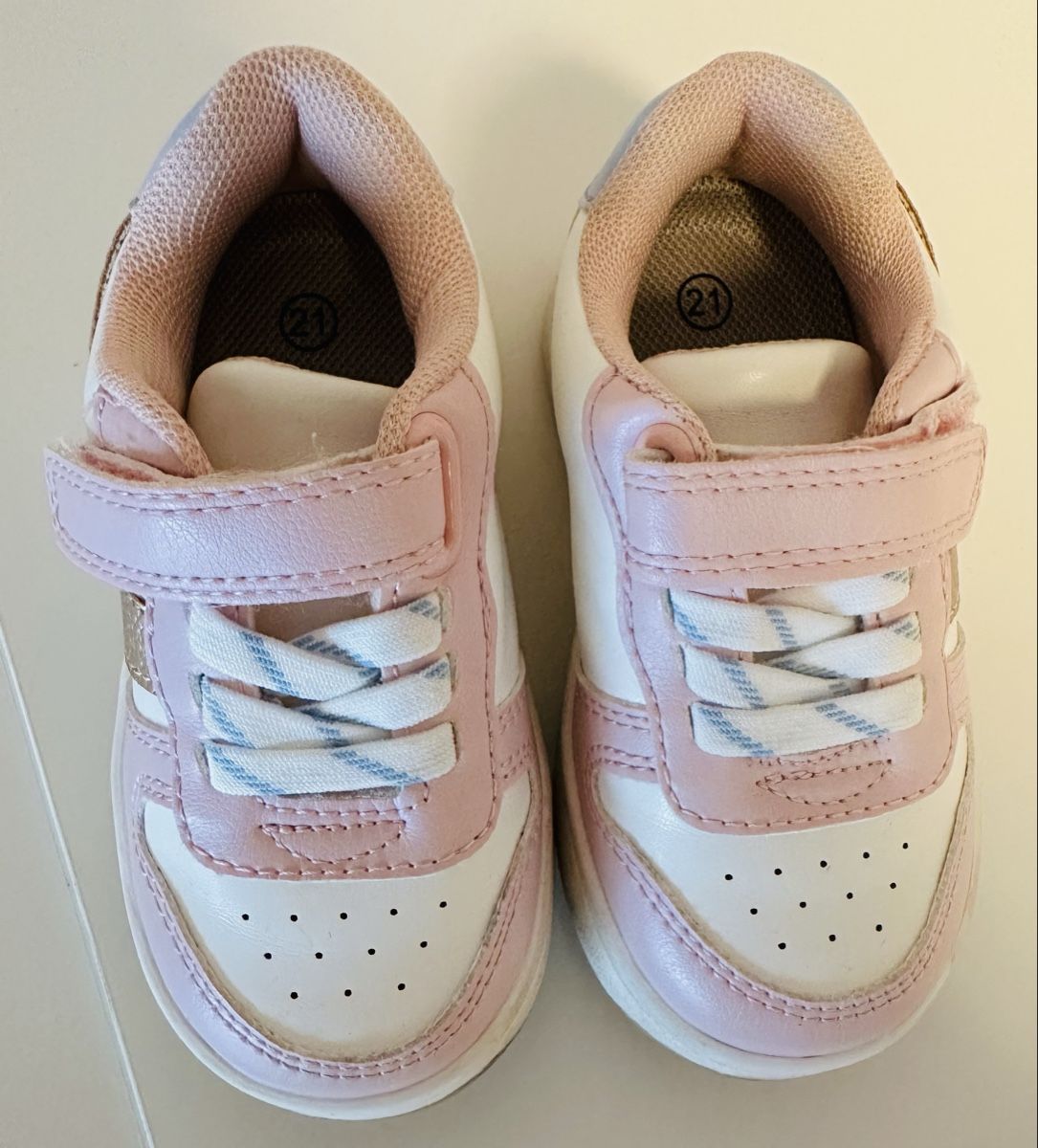 Dosenbach Scarpe per ragazze: Rosa Sneaker Gr. 21, Top Zustand ! – Usato da St.Gallenkappel venduto da art_67gq 1