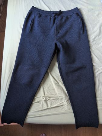 AlphaTauri Herren Premium Jogginghose – Grösse L – Schwarz 