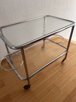 Servierwagen mit Glastablaren