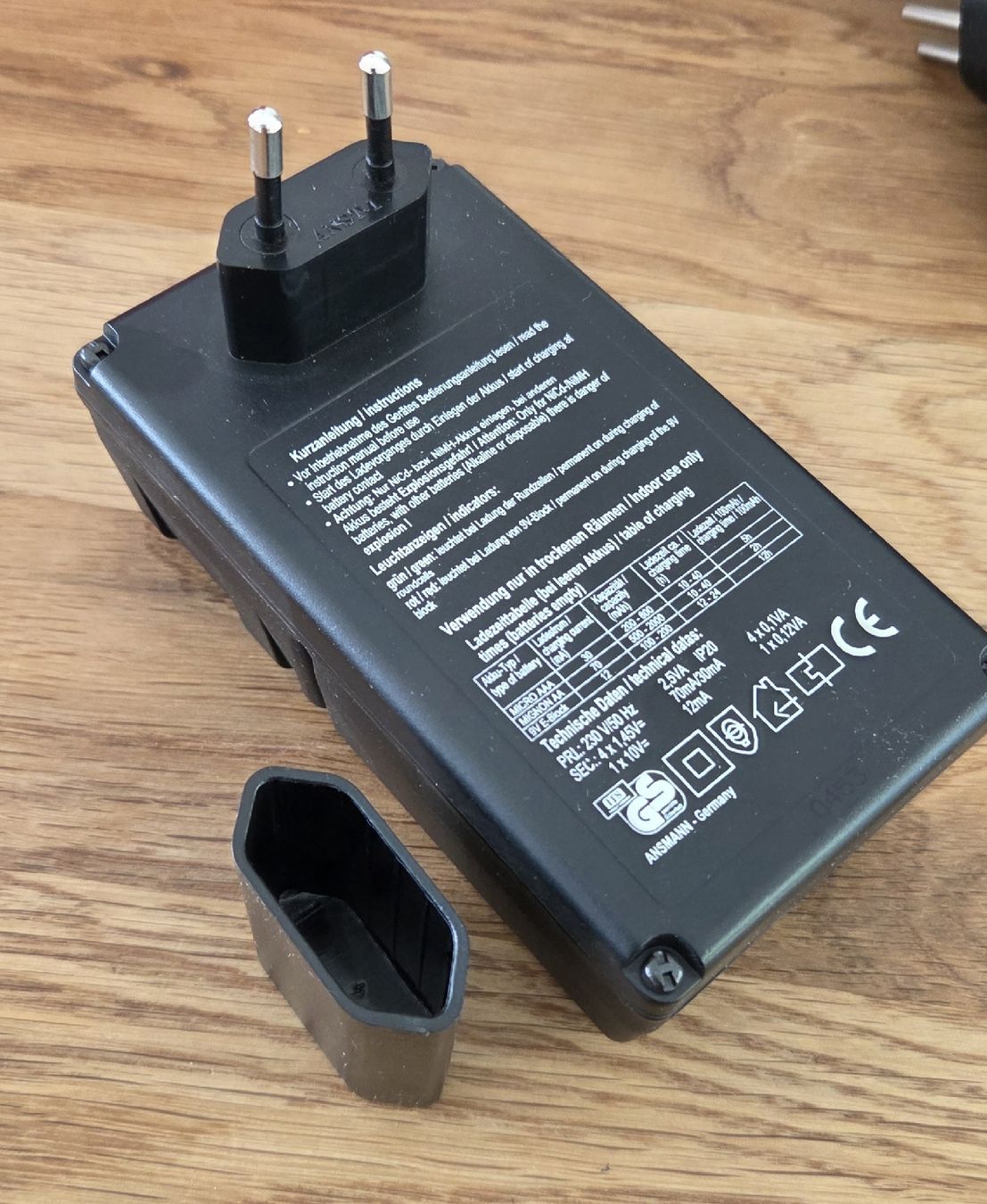 Caricatori & Batterie: Ansmann Basic 4 Akku Ladegerät (AA, AAA, 9V) – Nuovo (secondo la descrizione) da Beinwil am See venduto da gabipetrovay 1