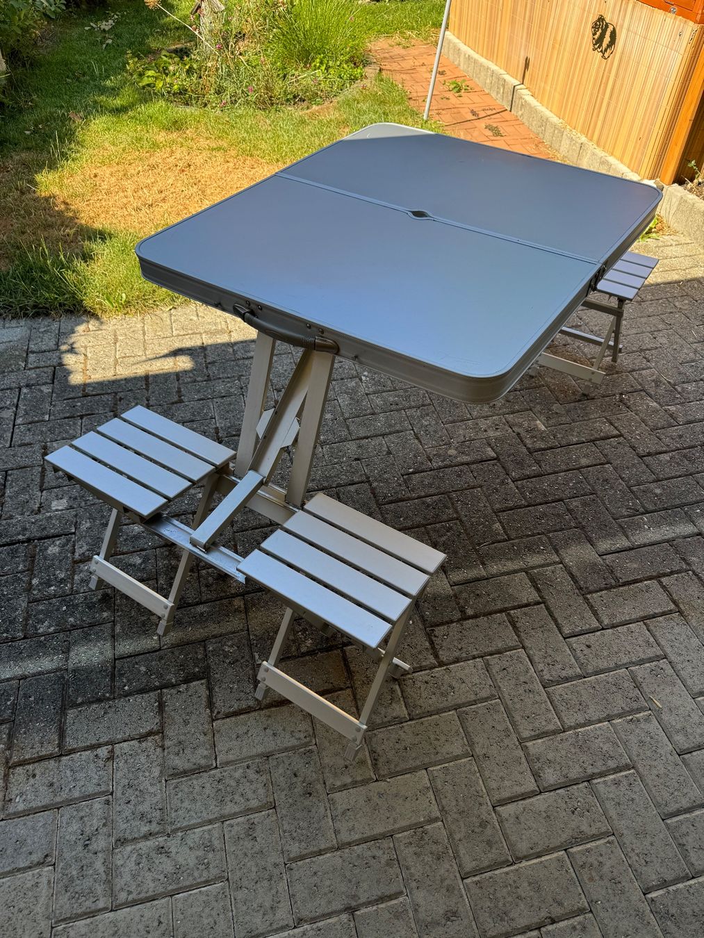 Tische: Campingtisch Klappbar – Gebraucht aus Stetten AG von Rvipersnake 2