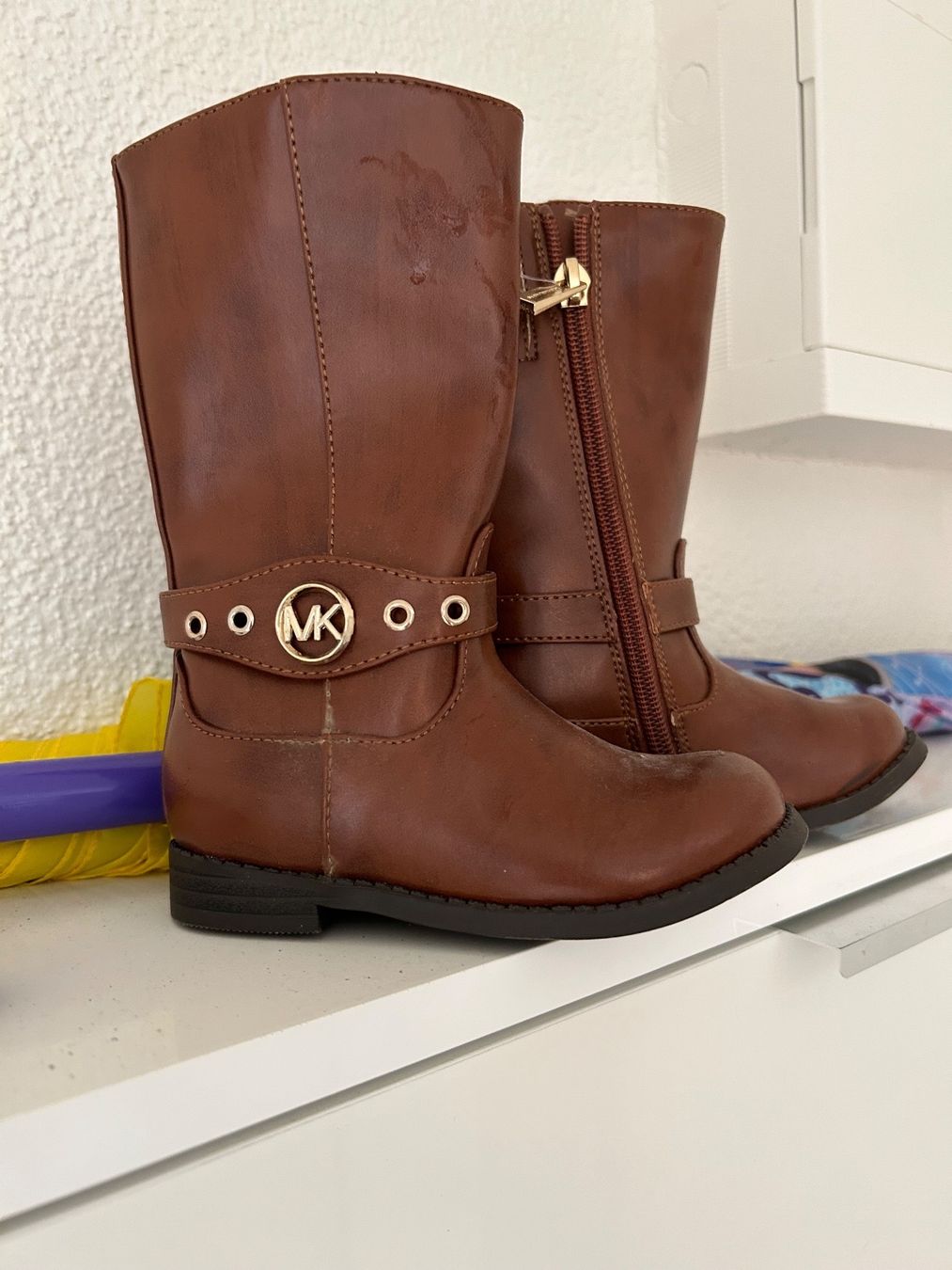 Michael Kors Chaussures filles: Michael Kors Kinder Stiefel gr 23 – Neuf avec emballage d'origine à Basel par Lady_591-184_