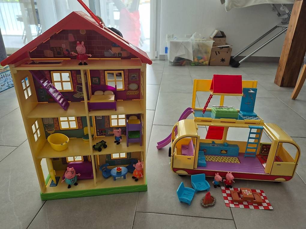 Giocattoli: Peppa Pig Wohnhaus u. Wohnmobil – Usato da Galgenen venduto da Nsc32
